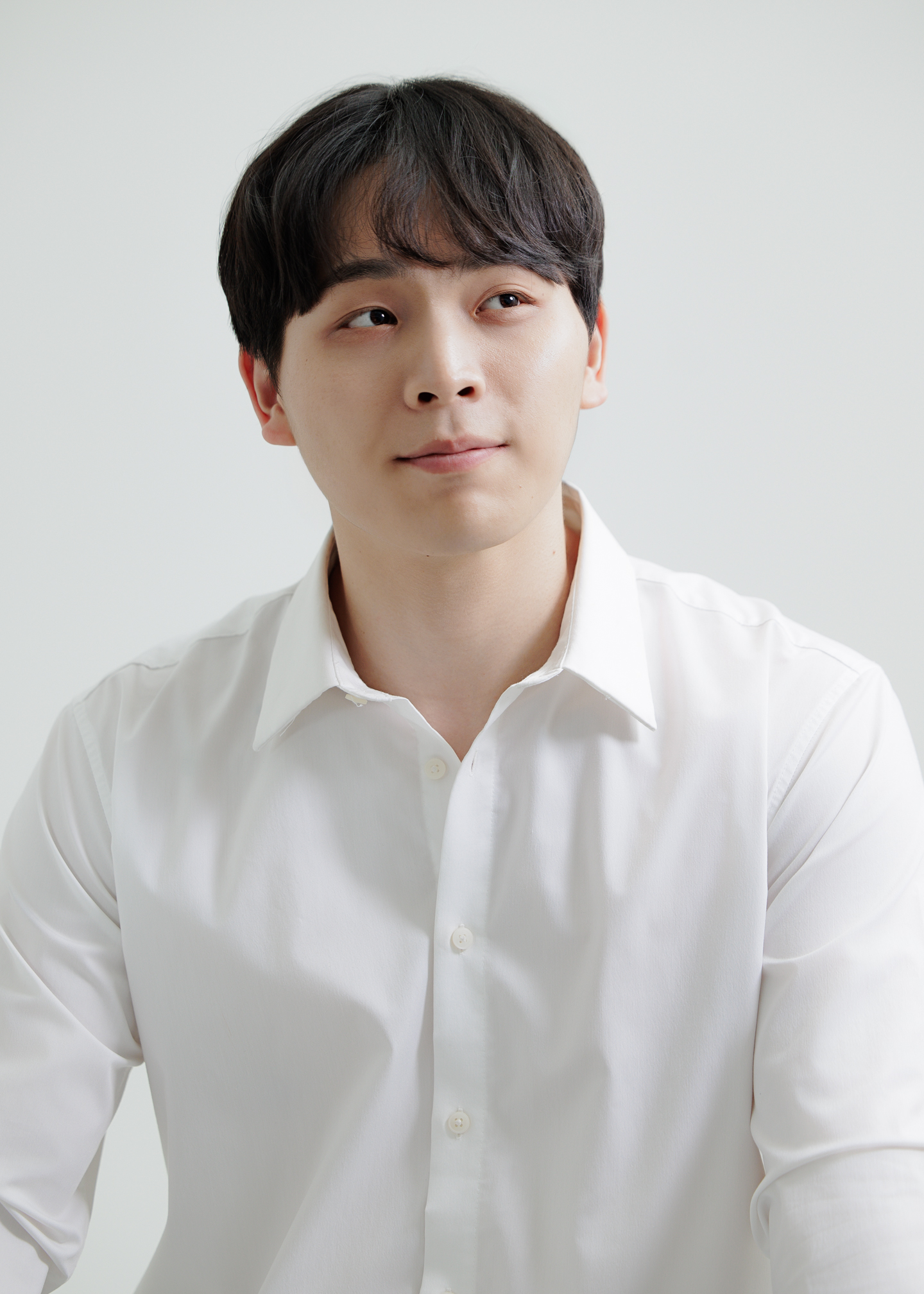 박중민